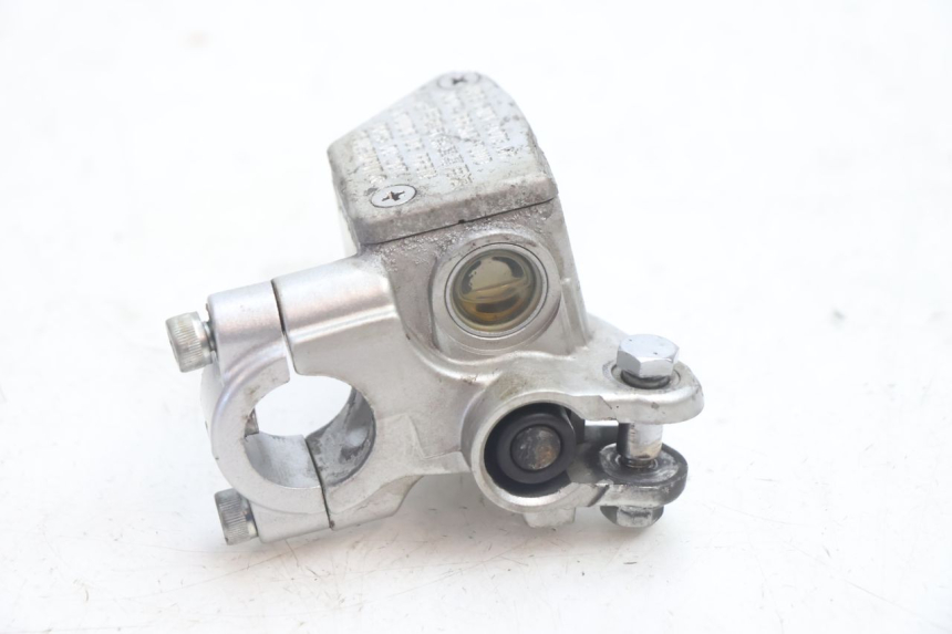photo de Cilindro principale anteriore SYM MIO 50 (2005 - 2010) - Altra angolazione