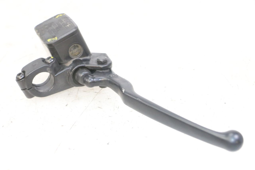 photo de POMPA FRENO ANTERIORE PIAGGIO MP3 LT 300 (2010 - 2016) - Primo piano tecnico