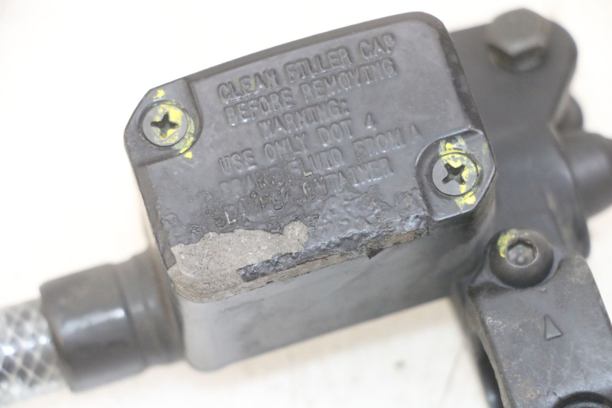 photo de POMPA FRENO ANTERIORE PIAGGIO MP3 LT 300 (2010 - 2016) - Primo piano tecnico