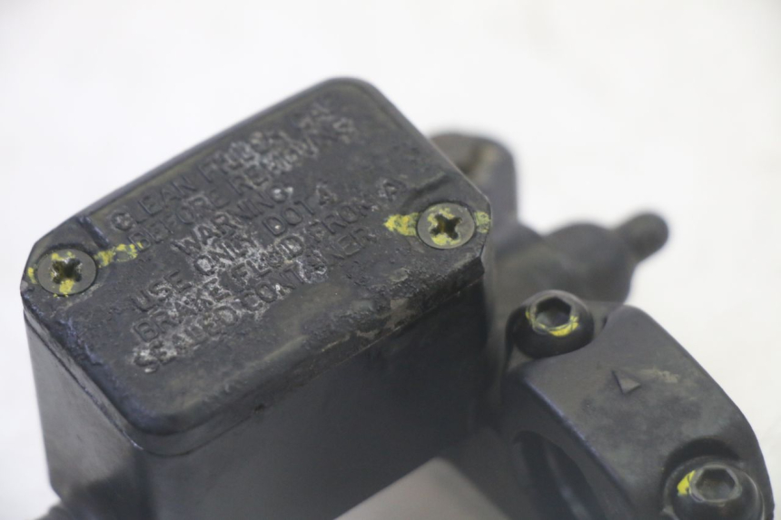 photo de POMPA FRENO ANTERIORE PIAGGIO MP3 LT 300 (2010 - 2016) - Zoom sullo stato d'uso