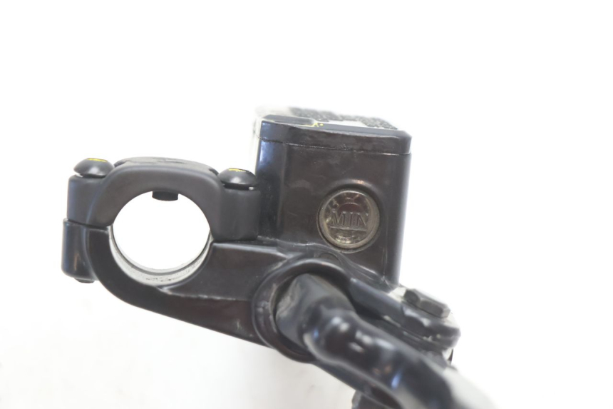 photo de POMPA FRENO ANTERIORE PIAGGIO MP3 LT 300 (2010 - 2016) - Altra angolazione