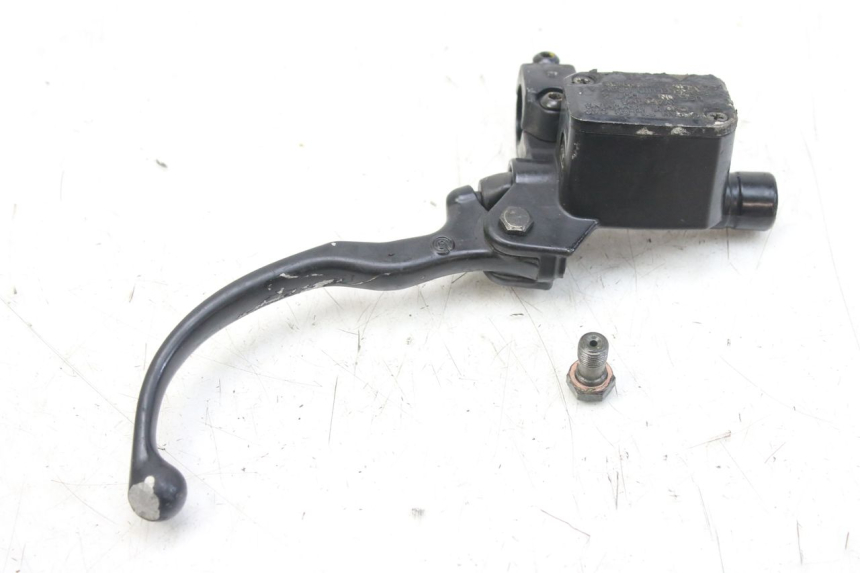photo de MASTERCYLINDER ANTERIORE PIAGGIO MP3 RL 250 (2006 - 2010) - Primo piano tecnico