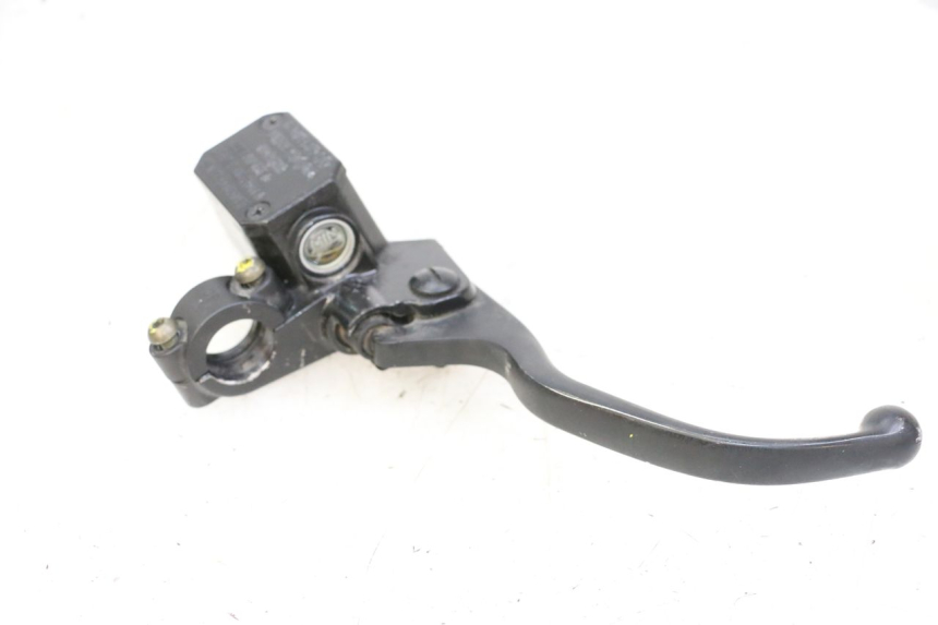 photo de POMPA FRENO ANTERIORE PIAGGIO MP3 500 (2014 - 2017) - Primo piano tecnico