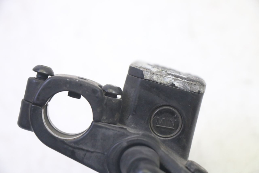 photo de MASTERCYLINDER ANTERIORE PIAGGIO MP3 RL 250 (2006 - 2010) - Primo piano tecnico