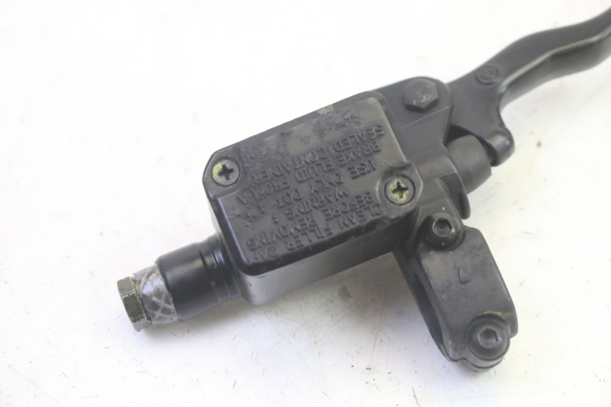 photo de MASTERCYLINDER ANTERIORE PIAGGIO MP3 RL 250 (2006 - 2010) - Dettaglio del componente