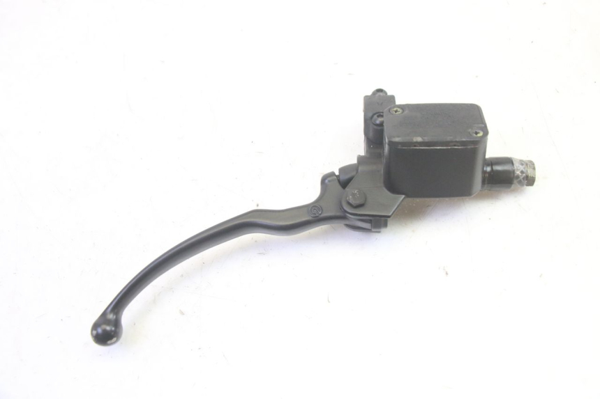 photo de MASTERCYLINDER ANTERIORE PIAGGIO MP3 RL 250 (2006 - 2010) - Altra angolazione