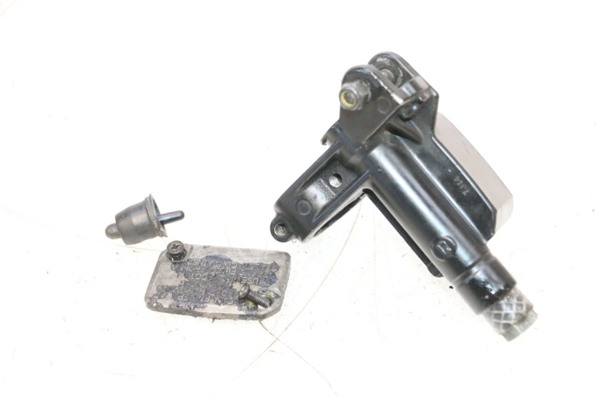 photo de MASTERCYLINDER ANTERIORE PIAGGIO MP3 RL 250 (2006 - 2010) - Dettagli dei punti di fissaggio