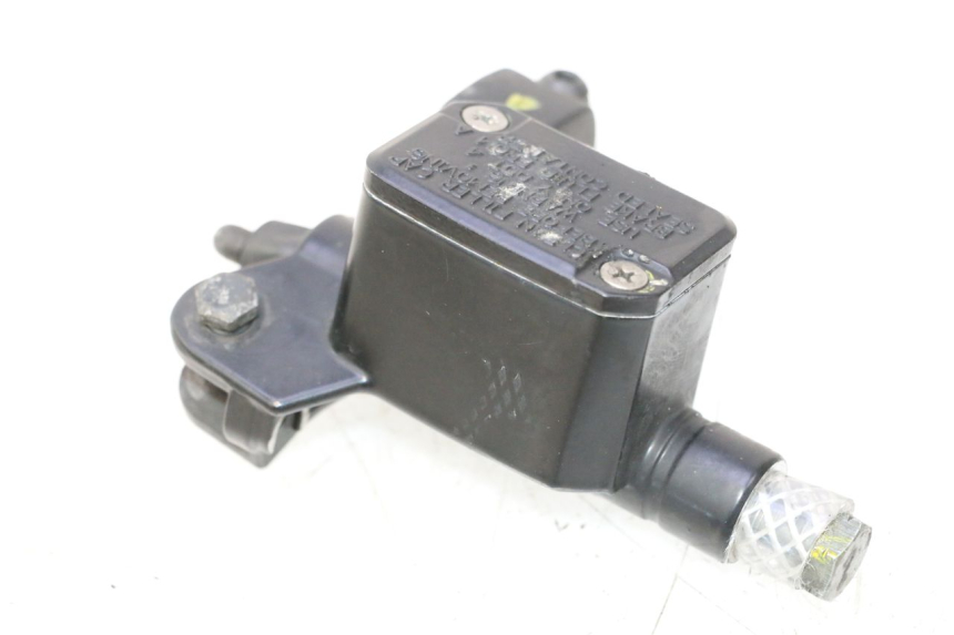photo de MASTERCYLINDER ANTERIORE PIAGGIO MP3 125 (2006 - 2014) - Vista principale