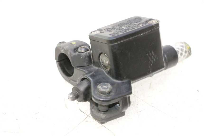 photo de MASTERCYLINDER ANTERIORE PIAGGIO MP3 125 (2006 - 2014) - Zoom sullo stato d'uso