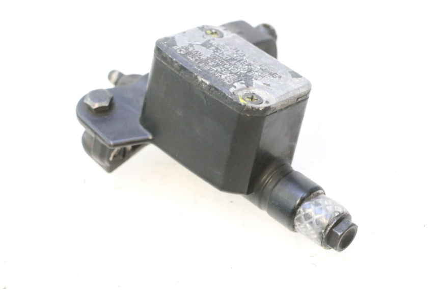 photo de POMPA FRENO ANTERIORE PIAGGIO MP3 500 (2011 - 2015) - Stato della superficie e materiale