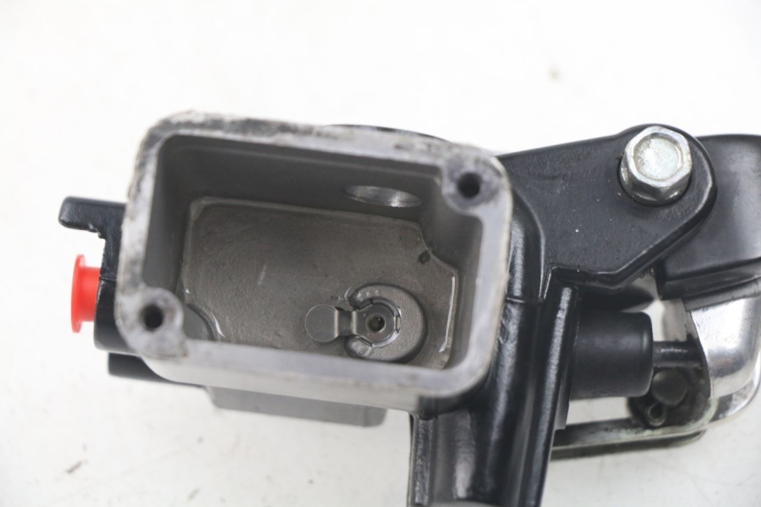 photo de Cilindro principale anteriore MBK MW TRYPTIK 125 (2017 - 2022) - Dettaglio del componente