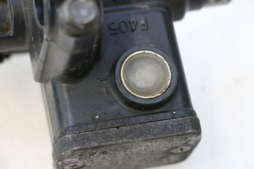 photo de POMPA FRENO ANTERIORE KYMCO MXU R 250 (2004 - 2010) - Zoom sullo stato d'uso