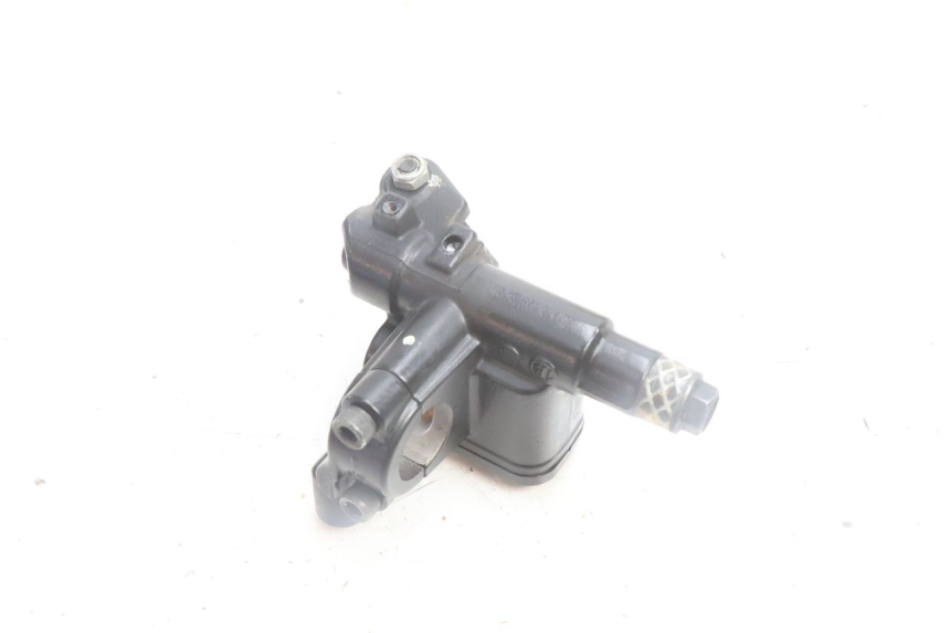 photo de POMPA FRENO ANTERIORE YAMAHA N-MAX NMAX 125 (2021 - 2024) - Dettagli dei punti di fissaggio