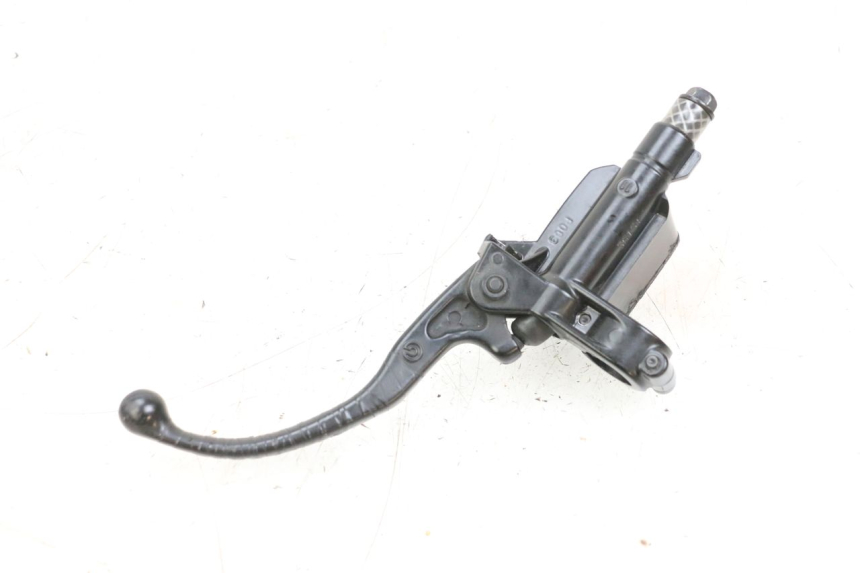 photo de MASTERCYLINDER ANTERIORE YAMAHA NEOS NEO'S 4T 50 (2008 - 2016) - Dettagli dei punti di fissaggio