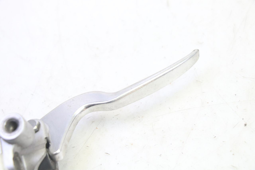 photo de POMPA FRENO ANTERIORE KYMCO LIKE 4T 50 (2019 - 2025) - Primo piano tecnico