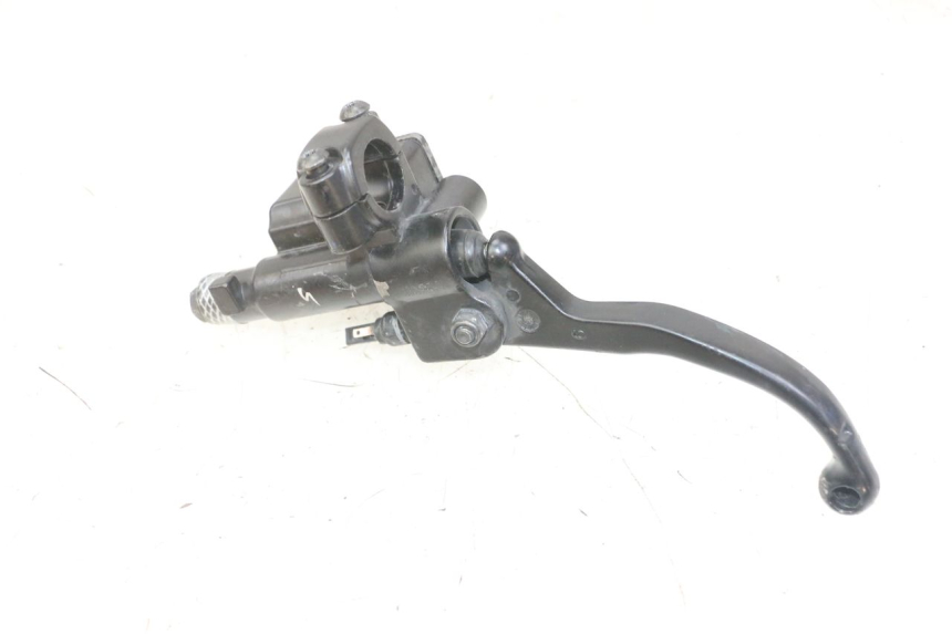 photo de MASTERCYLINDER ANTERIORE PIAGGIO NEW TYPHOON 50 (2018 - 2021) - Primo piano tecnico