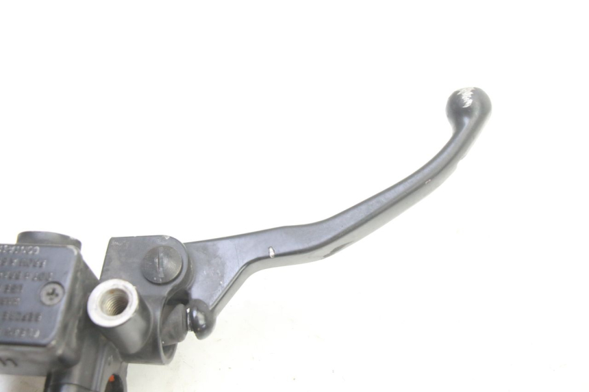 photo de MASTERCYLINDER ANTERIORE PIAGGIO NEW TYPHOON 50 (2018 - 2021) - Zoom sullo stato d'uso