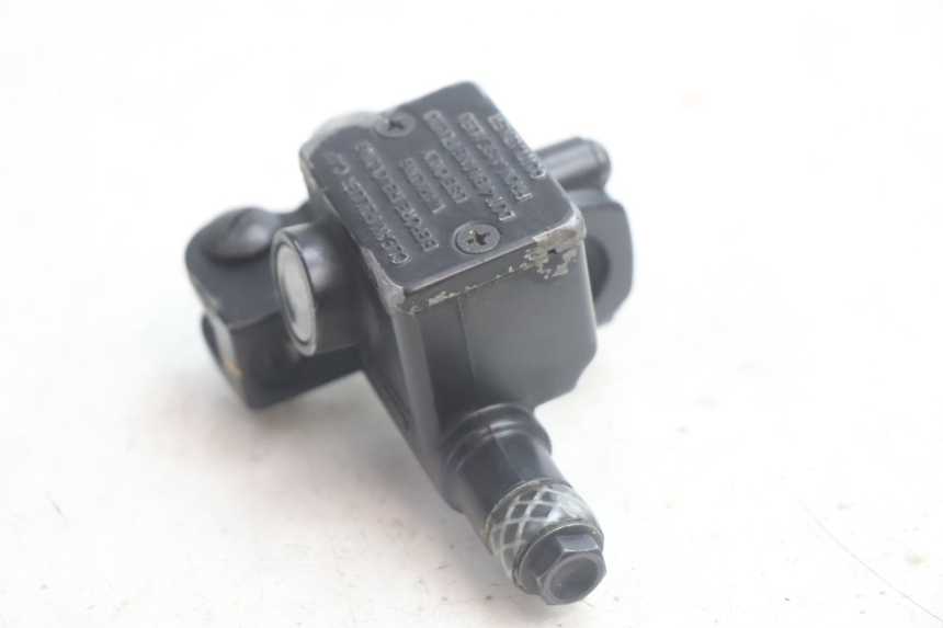 photo de MASTERCYLINDER ANTERIORE PIAGGIO NEW TYPHOON 50 (2018 - 2021) - Vista d'insieme del prodotto