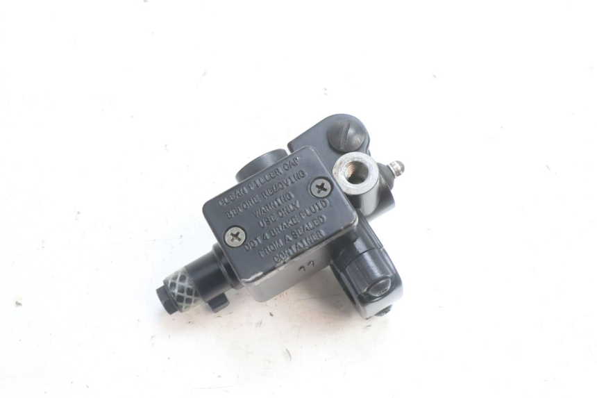 photo de MASTERCYLINDER ANTERIORE PIAGGIO NEW TYPHOON 50 (2018 - 2021) - Vista principale