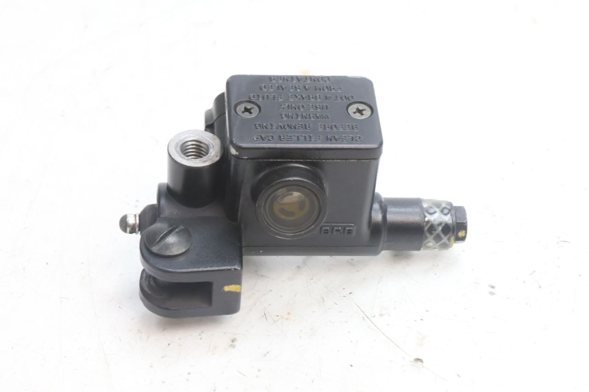 photo de MASTERCYLINDER ANTERIORE PIAGGIO NEW TYPHOON 50 (2018 - 2021) - Altra angolazione