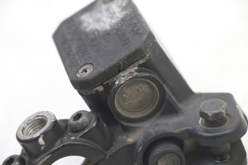 photo de MASTERCYLINDER ANTERIORE GILERA NEXUS 125 (2009 - 2013) - Primo piano tecnico