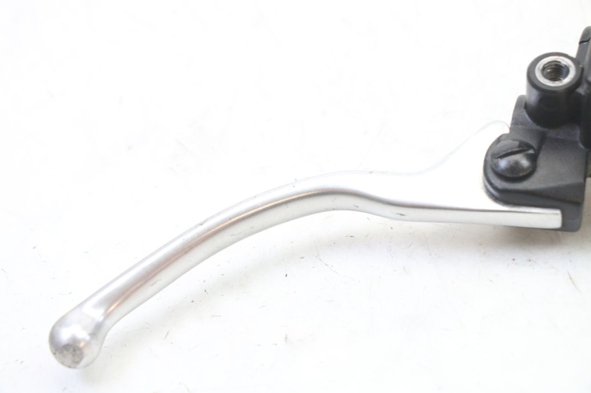 photo de POMPA FRENO ANTERIORE PIAGGIO NRG POWER PUREJET 50 (2018 - 2021) - Altra angolazione