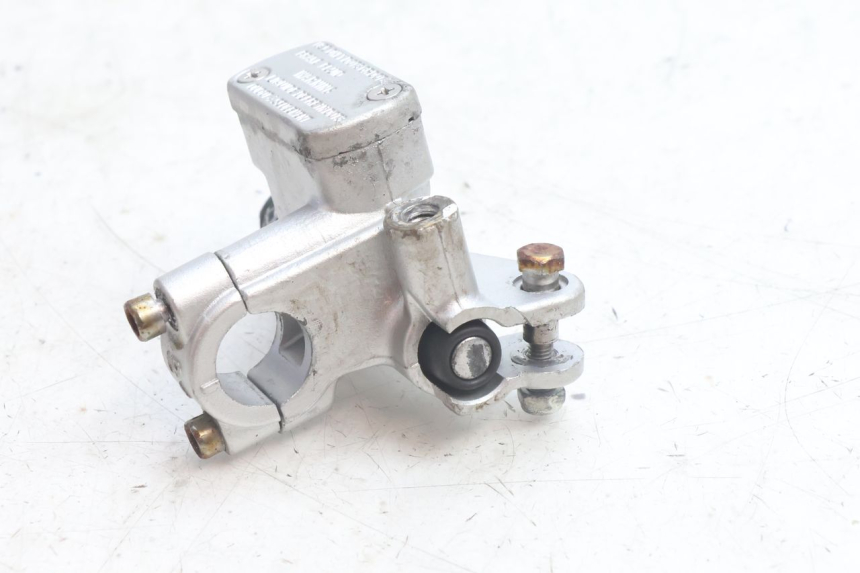 photo de MASTERCYLINDER ANTERIORE JM MOTORS OLDIES 4T 50 (2010 - 2020) - Primo piano tecnico