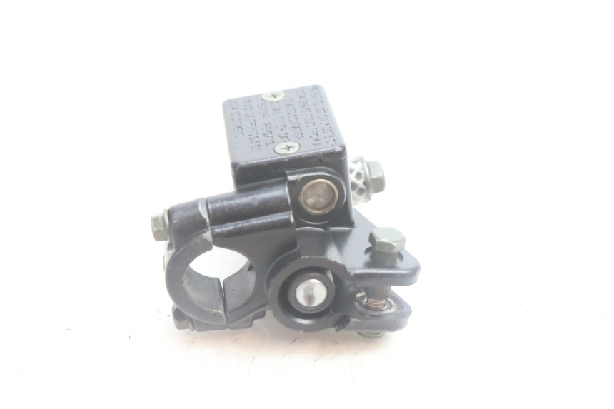 photo de POMPA FRENO ANTERIORE JM MOTORS OLDIES 4T 50 (2020 - 2026) - Altra angolazione