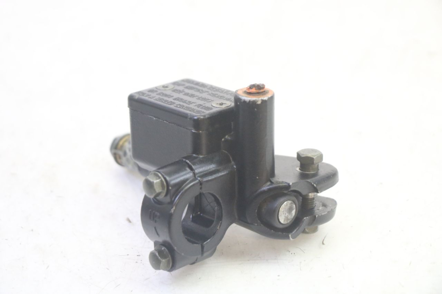 photo de POMPA FRENO ANTERIORE JM MOTORS OLDIES GT 4T 50 (2018 - 2025) - Primo piano tecnico