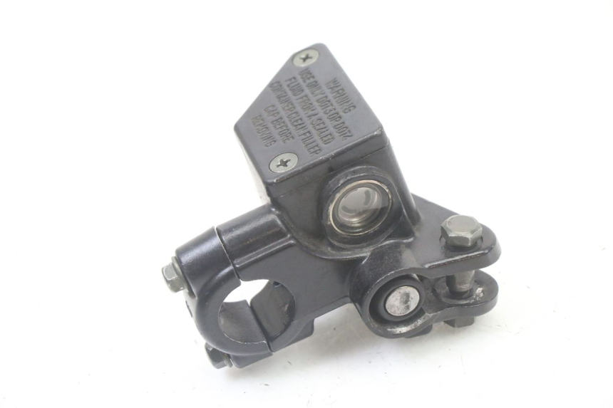 photo de POMPA FRENO ANTERIORE SYM ORBIT III 3 4T 50 (2021 - 2025) - Altra angolazione