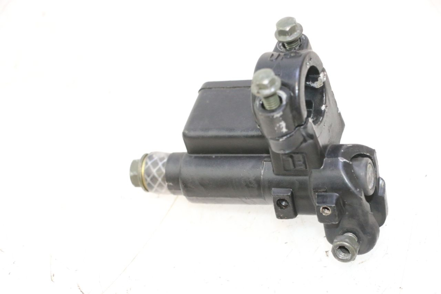 photo de MASTERCYLINDER ANTERIORE IMF INDUSTRIE PACH 2T 50 (2009 - 2013) - Altra angolazione