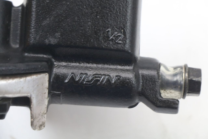 photo de MASTERCYLINDER ANTERIORE HONDA PCX (JF28) 125 (2009 - 2011) - Dettagli dei punti di fissaggio