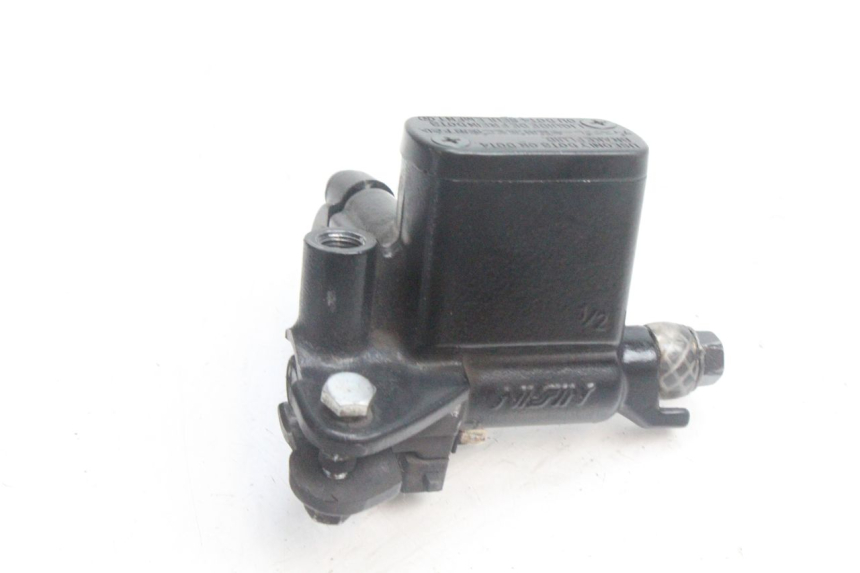 photo de MASTERCYLINDER ANTERIORE HONDA PCX (JF28) 125 (2009 - 2011) - Zoom sullo stato d'uso