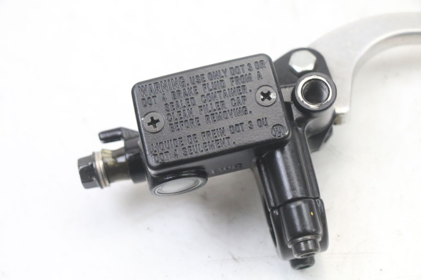 photo de CILINDRO PRINCIPALE ANTERIORE HONDA PCX (JF57/JF64) 125 (2014 - 2018) - Dettaglio del componente