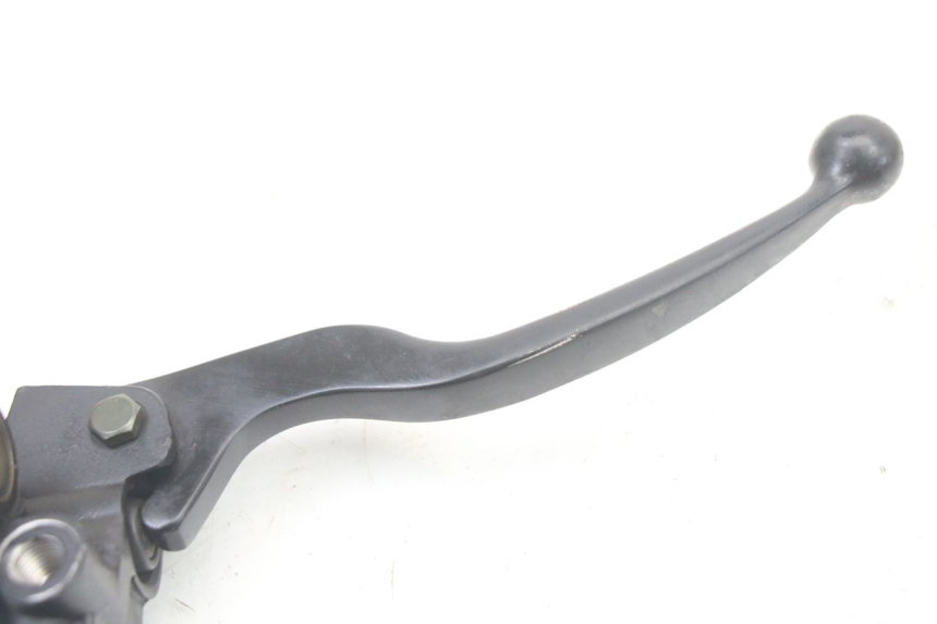 photo de MASTERCYLINDER ANTERIORE PEUGEOT CITYSTAR 125 (2011 - 2017) - Primo piano tecnico