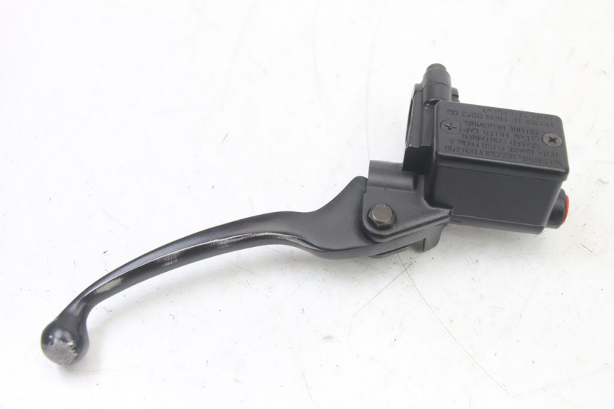 photo de MASTERCYLINDER ANTERIORE PEUGEOT KISBEE 4T 50 (2018 - 2022) - Altra angolazione