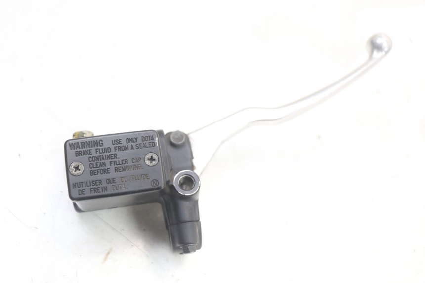 photo de MASTERCYLINDER ANTERIORE PEUGEOT SATELIS 125 (2010 - 2012) - Dettaglio del componente