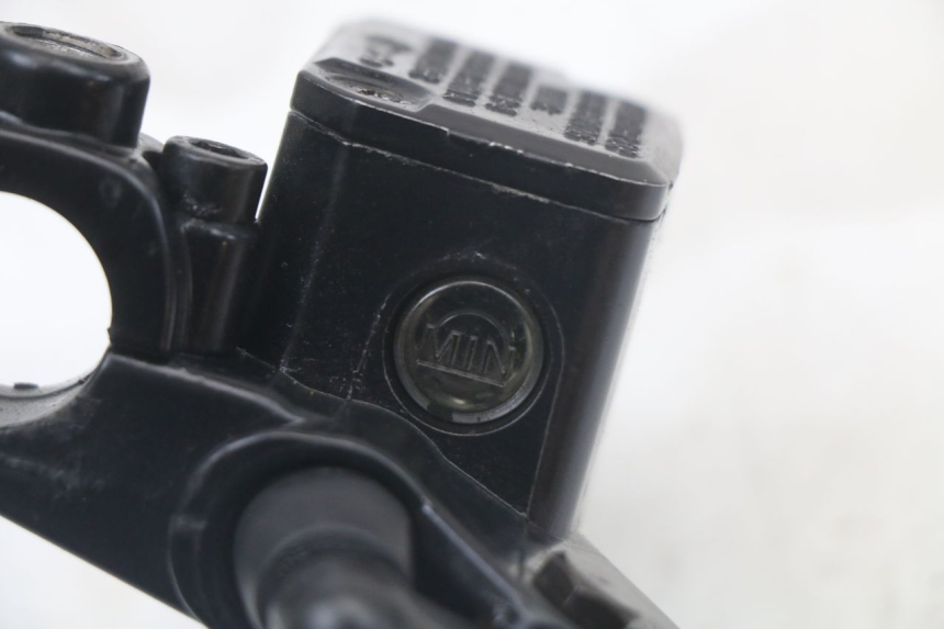 photo de Cilindro principale anteriore PIAGGIO BEVERLY 125 (1998 - 2005) - Vista d'insieme del prodotto