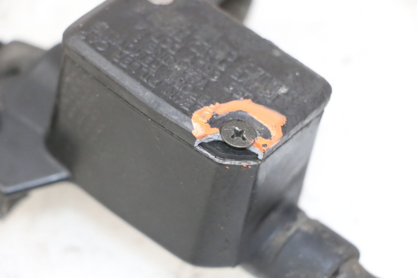 photo de MASTERCYLINDER ANTERIORE PIAGGIO MP3 125 (2006 - 2014) - Vista d'insieme del prodotto