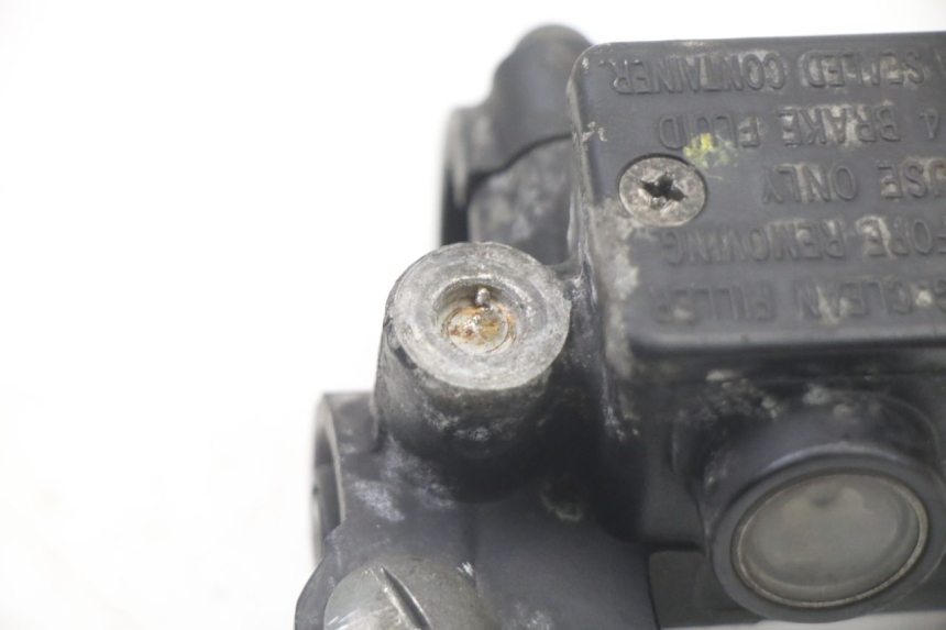 photo de MASTERCYLINDER ANTERIORE PIAGGIO VESPA LX 2T 50 (2005 - 2013) - Zoom sullo stato d'uso
