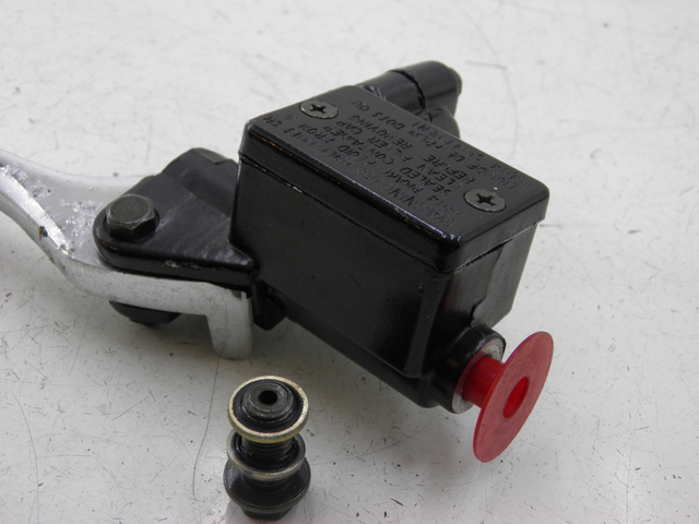 photo de CILINDRO PRINCIPALE ANTERIORE QINGQI SPEEDY 50 (2005 - 2007) - Vista d'insieme del prodotto