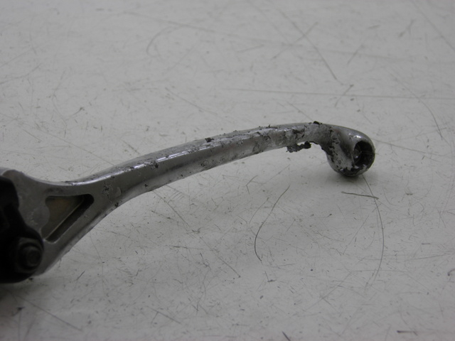 photo de CILINDRO PRINCIPALE ANTERIORE QINGQI SPEEDY 50 (2005 - 2007) - Dettagli dei punti di fissaggio