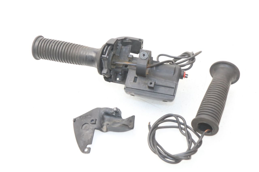 photo de Cilindro principale anteriore BMW R GS 1150 (1999 - 2004) - Ricambio usato controllato