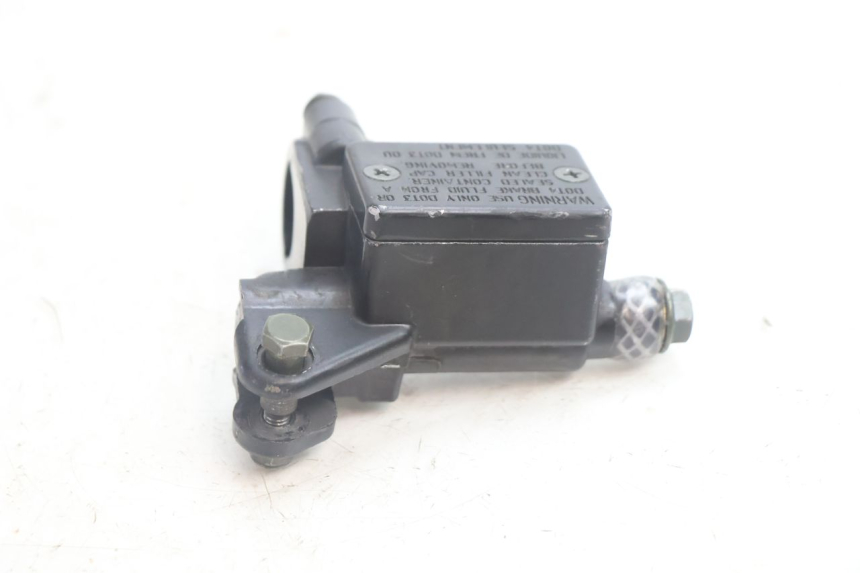 photo de POMPA FRENO ANTERIORE VASTRO R-ONE 4T 50 (2014 - 2022) - Zoom sullo stato d'uso