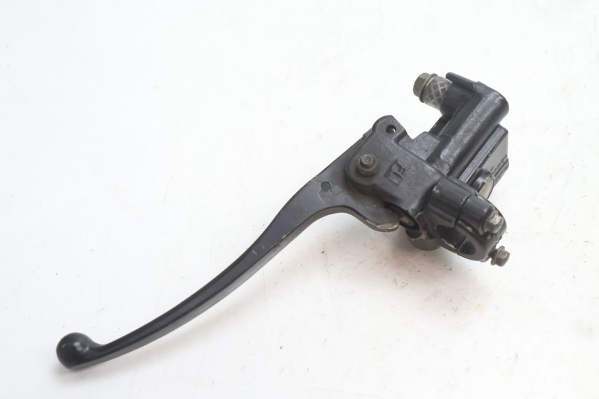 photo de MASTERCYLINDER ANTERIORE RIDE RACE GT 2T 50 (2012 - 2017) - Primo piano tecnico