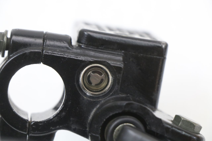 photo de MASTERCYLINDER ANTERIORE TNT MOTOR ROMA 10' 4T 50 (2019 - 2022) - Stato della superficie e materiale