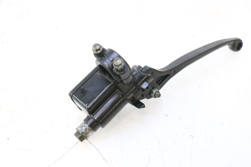photo de MASTERCYLINDER ANTERIORE TNT MOTOR ROMA 12' 2T 50 (2007 - 2018) - Altra angolazione