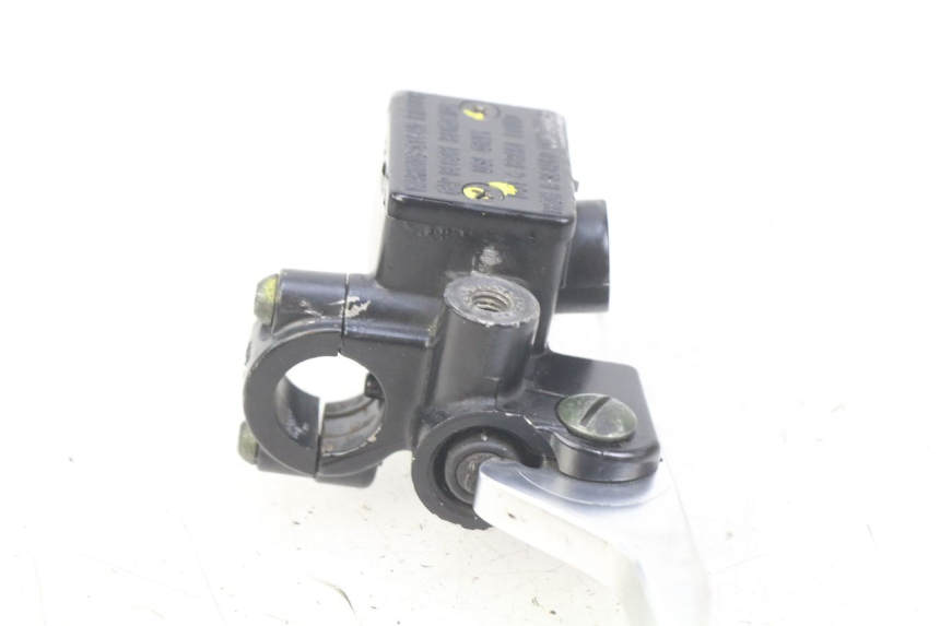 photo de MASTERCYLINDER ANTERIORE GILERA RUNNER SP 50 (2009 - 2017) - Primo piano tecnico