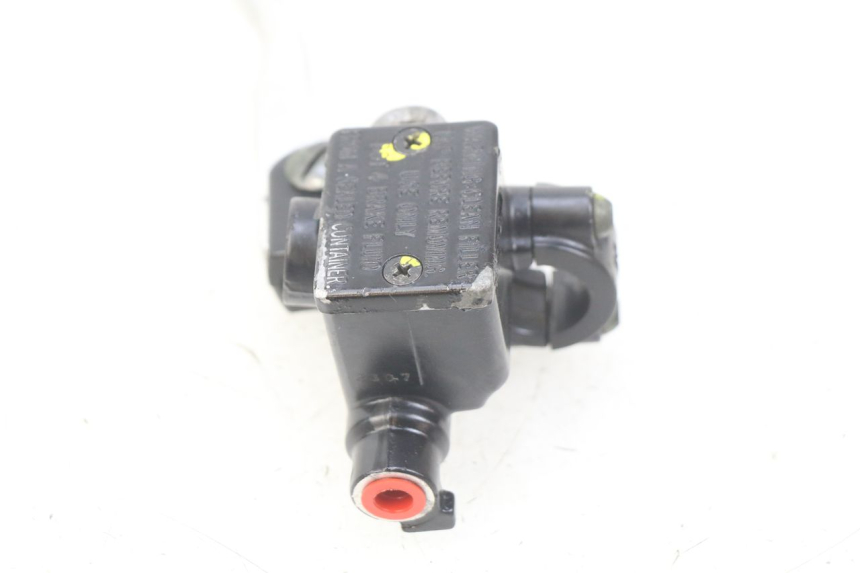 photo de MASTERCYLINDER ANTERIORE GILERA RUNNER SP 50 (2009 - 2017) - Vista d'insieme del prodotto