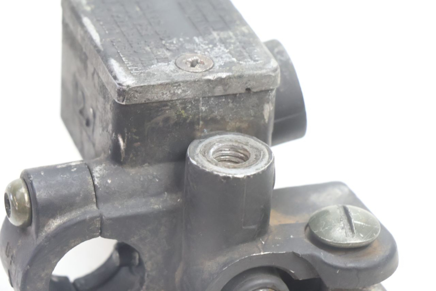 photo de POMPA FRENO ANTERIORE GILERA RUNNER SP 50 (2002 - 2004) - Altra angolazione